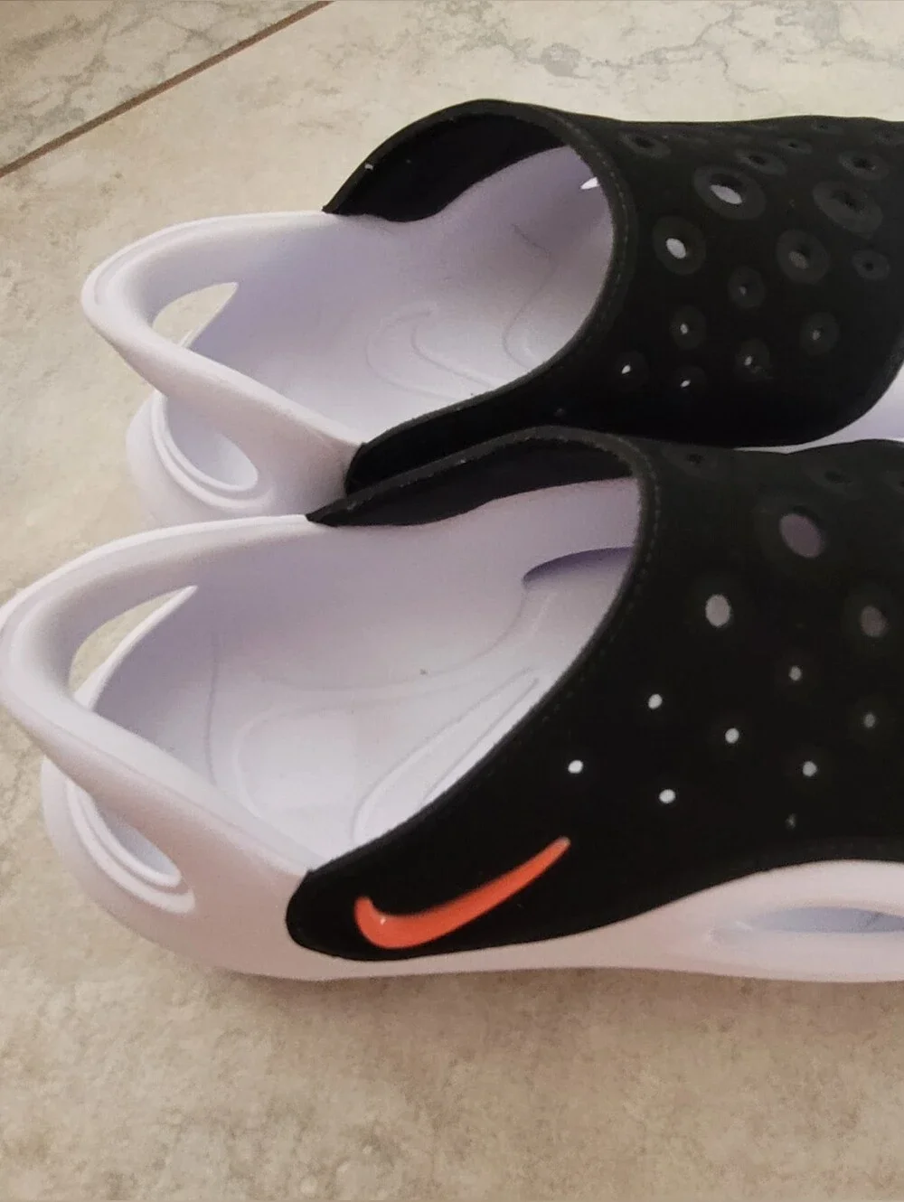 Nike Aqua Swoosh